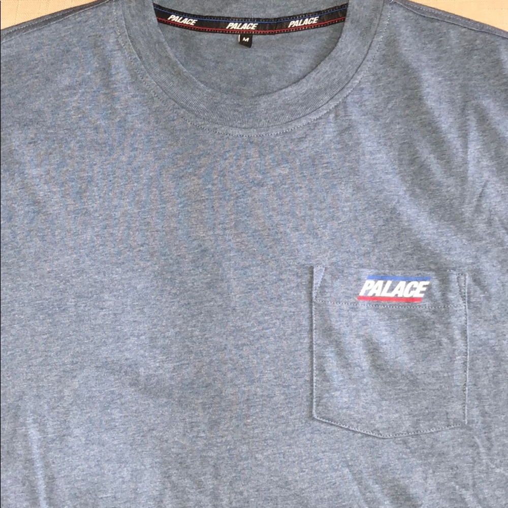 Palace tee